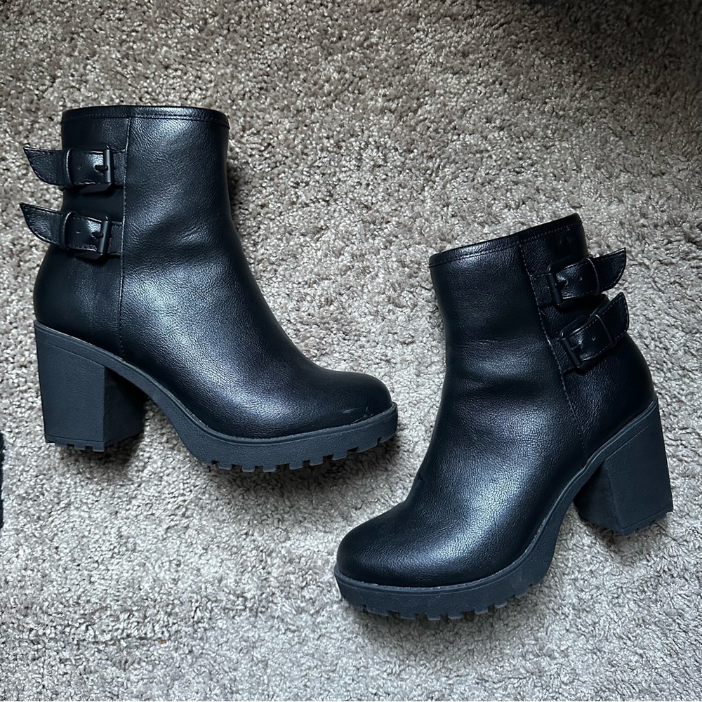 MIA Black Faux Leather Heeled Ankle Boots Women’s 8